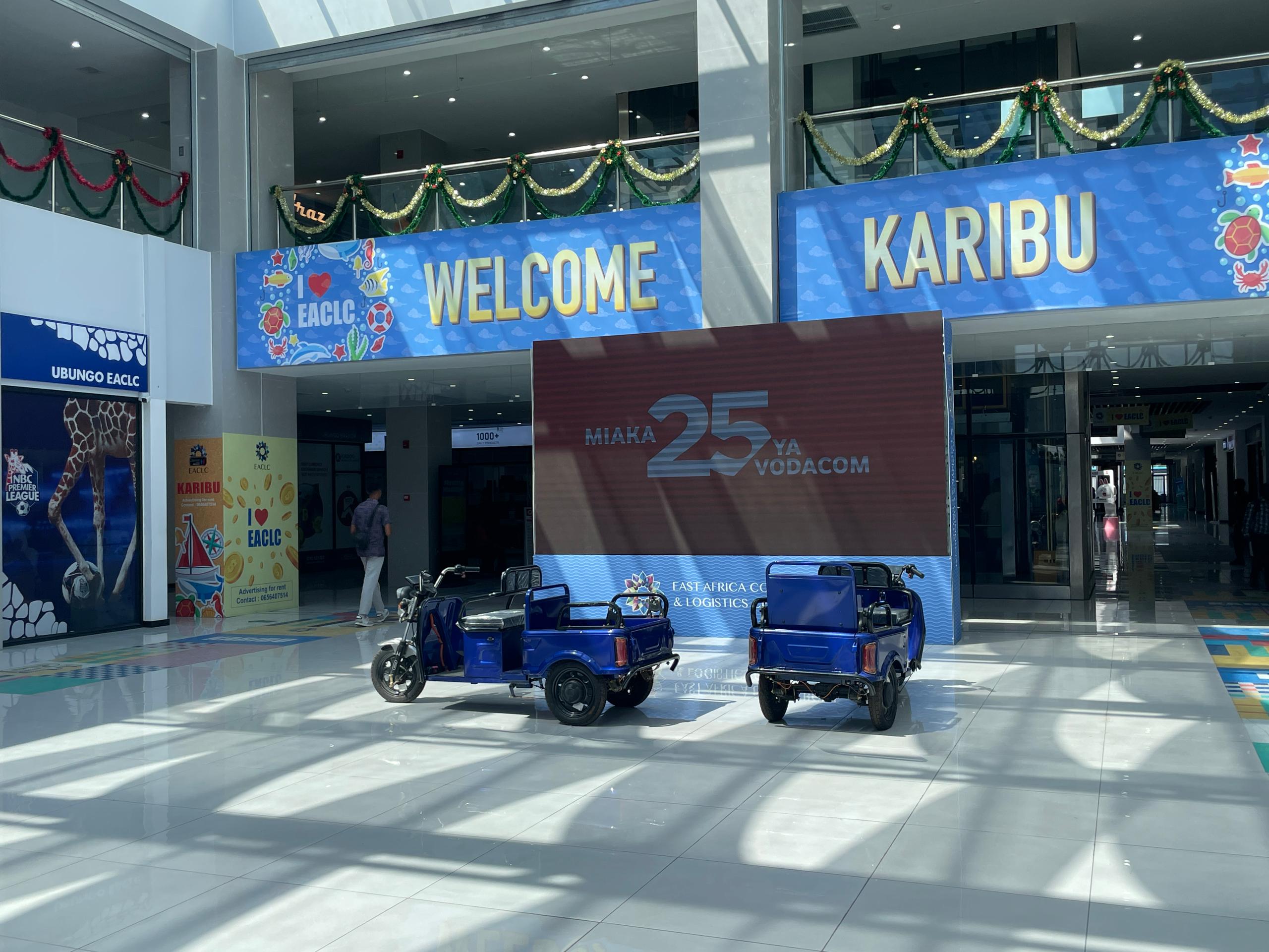 Branding & Installation